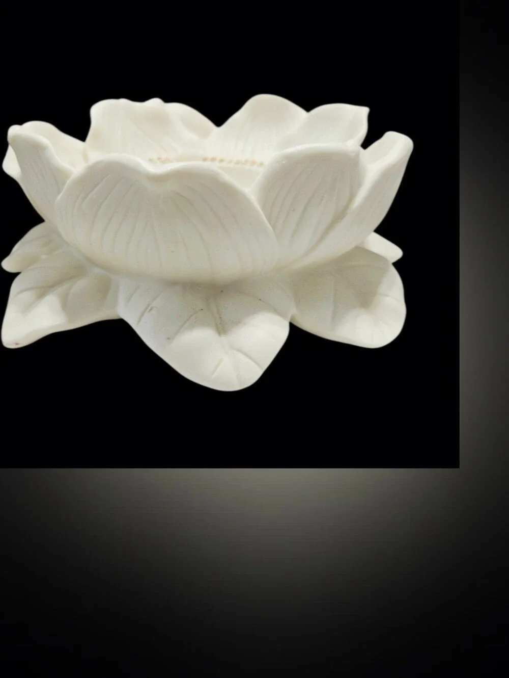 Vtg PartyLite Ivory Bisque Porcelain Magnolia Lotus Blossom Pillar Candle Holder
